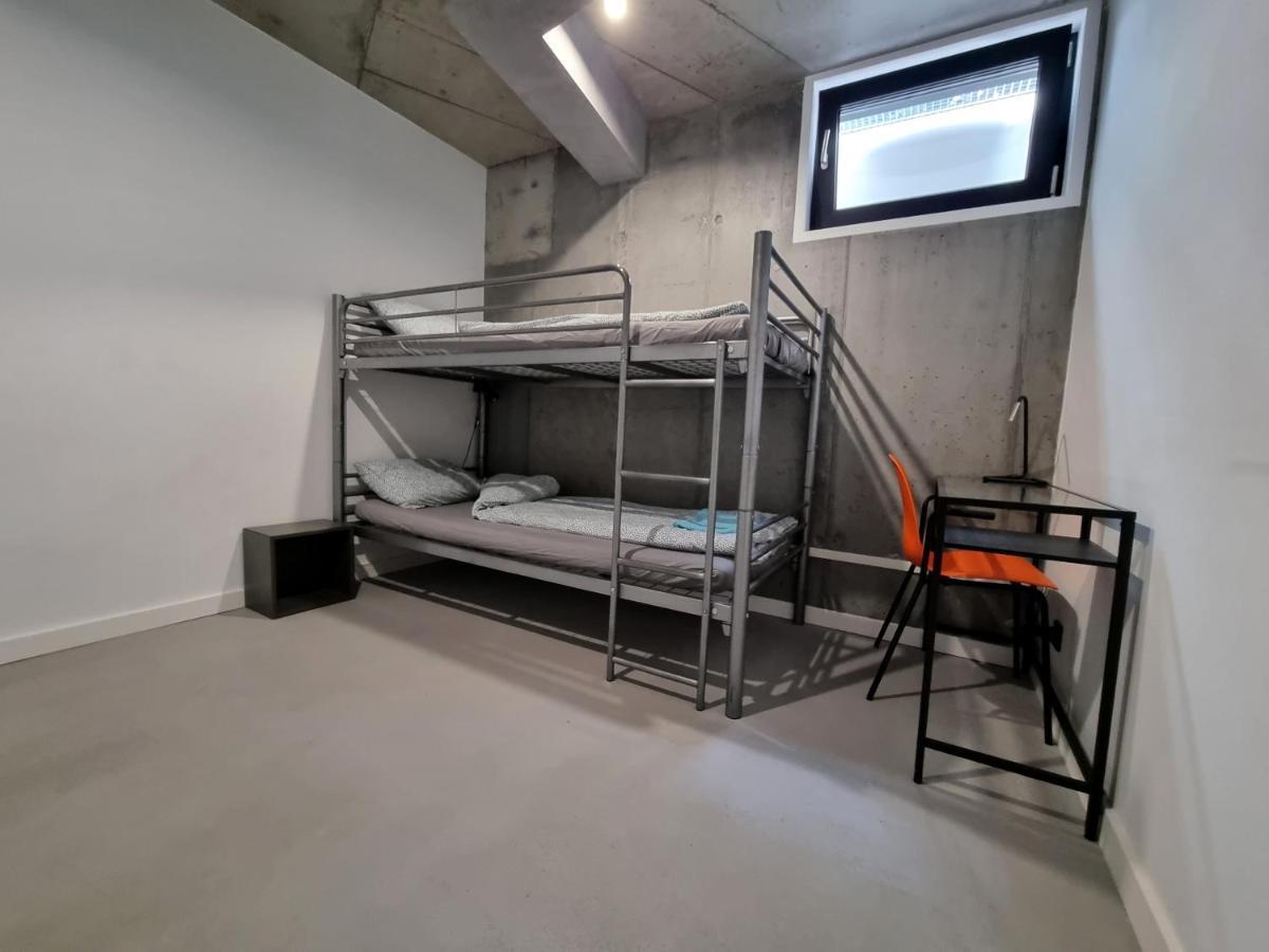 Industrialna Piwnica Hostel Gdańsk Kültér fotó